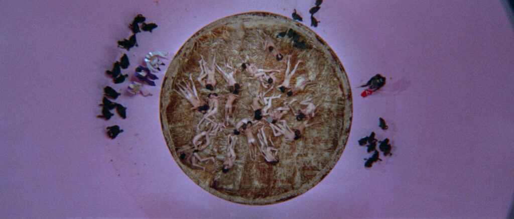 The Holy Mountain (1973) Rafael Corkidi Cinematography - Frame 10